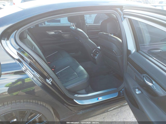 Продажа на аукционе авто 2022 Bmw 740 I, vin: WBA7T2C04NCK08799, номер лота: 44032537