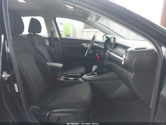3KPF24AD4PE629467 KIA Forte Lxs