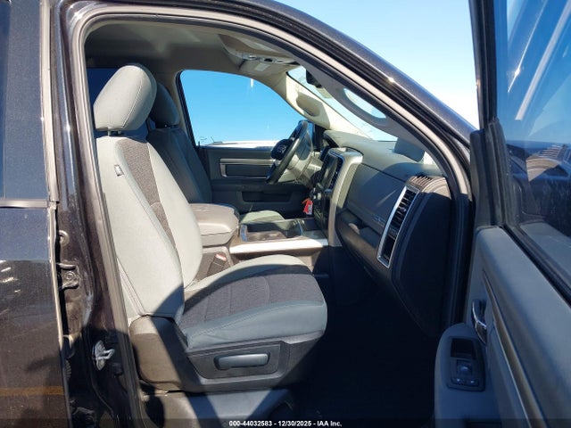 44032583 :رقم المزاد ، 1C6RR6LT2KS564401 vin ، 2019 Ram 1500 Classic Lone Star  4x2 5'7 Box مزاد بيع