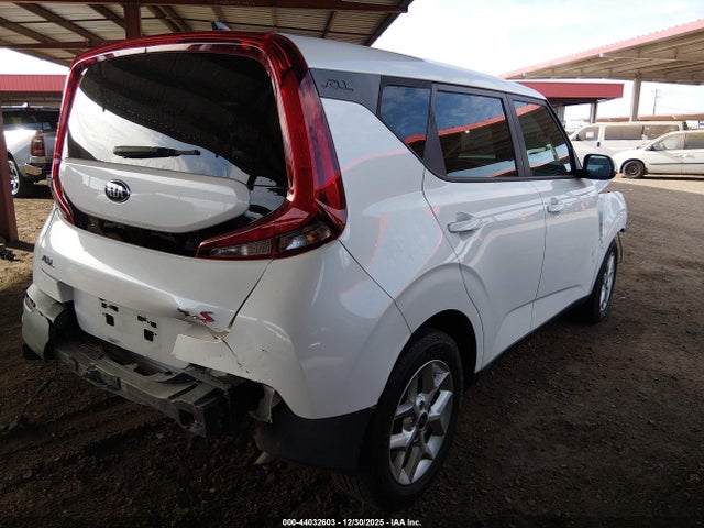KNDJ23AU9M7775749 KIA SOUL S