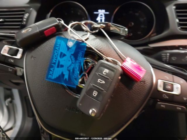 2018 VOLKSWAGEN PASSAT 1VWJM7A38JC047638 Photo 10