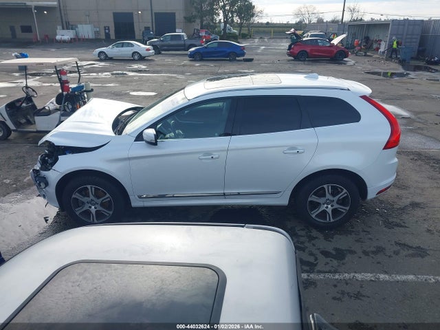 Volvo Xc60 T6 Platinum 2015 YV4902RM2F2666733 Image 15