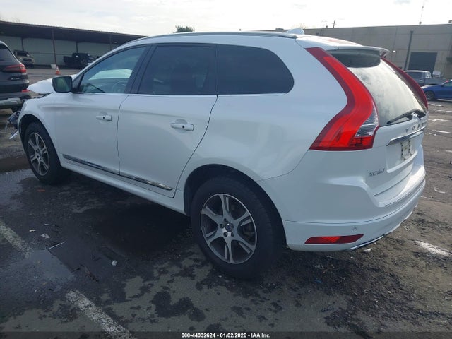 Volvo Xc60 T6 Platinum 2015 YV4902RM2F2666733 Image 3