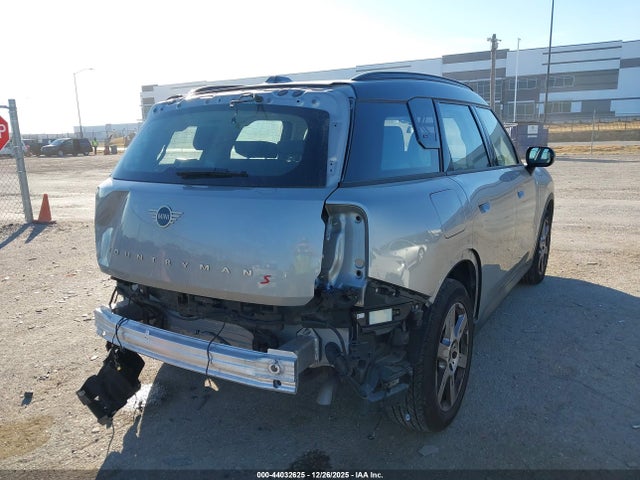 2025 MINI COUNTRYMAN WMZ23GA09S7R60273 Photo 3