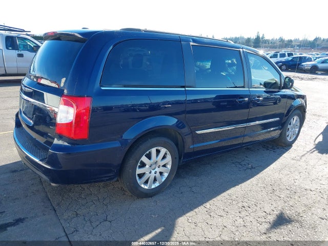2C4RC1BG2GR292250 Chrysler Town &amp; Country Touring