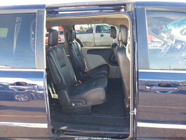 2C4RC1BG2GR292250 Chrysler Town &amp; Country Touring