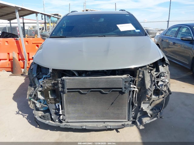 Продажа на аукционе авто 2022 Chrysler Pacifica Touring L, vin: 2C4RC1BGXNR179482, номер лота: 44032662