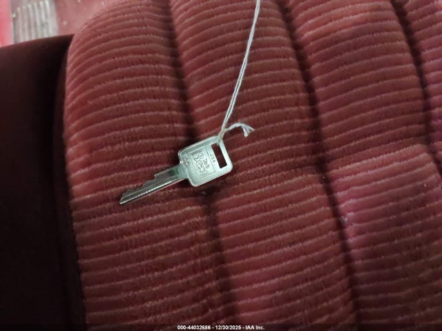 1993 CHEVROLET GMT-400 1GCEC14K9PE239090 Photo 10