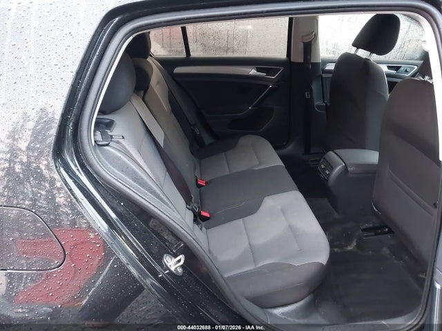 WVWKP7AU4GW913723 Volkswagen E-golf Se