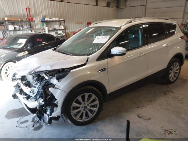 2017 FORD ESCAPE 1FMCU0JD9HUC20465 Photo 1