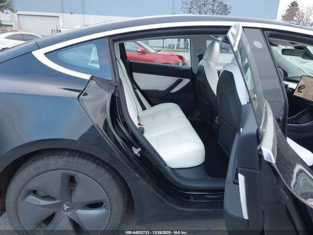 Продаж на аукціоні авто 2019 Tesla Model 3 Long Range/performance, vin: 5YJ3E1EB7KF421393, номер лоту: 44032723
