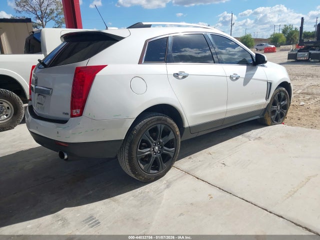 2016 CADILLAC SRX 3GYFNCE30GS553373 Photo 3