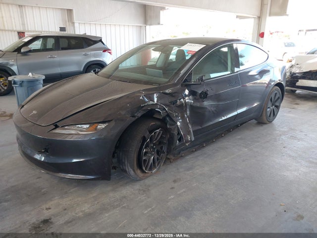 44032772 :رقم المزاد ، 5YJ3E1EA2SF909318 vin ، 2025 Tesla Model 3 Long Range Rear-wheel Drive/standard Rear-wheel Drive مزاد بيع