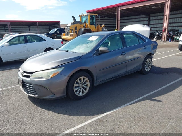 Toyota CAMRY LE 2015 4T1BF1FK7FU925765 Image 2