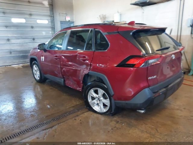 2020 TOYOTA RAV4 2T3P1RFV3LW099237 Photo 2