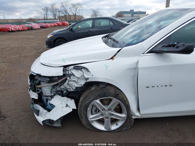 1G1ZB5ST2RF192854 Chevrolet Malibu Fwd Ls