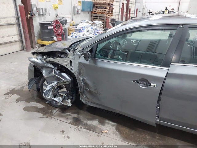 3N1AB7AP2KY420597 Nissan SENTRA SV