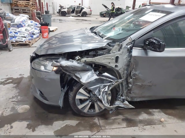 3N1AB7AP2KY420597 Nissan SENTRA SV