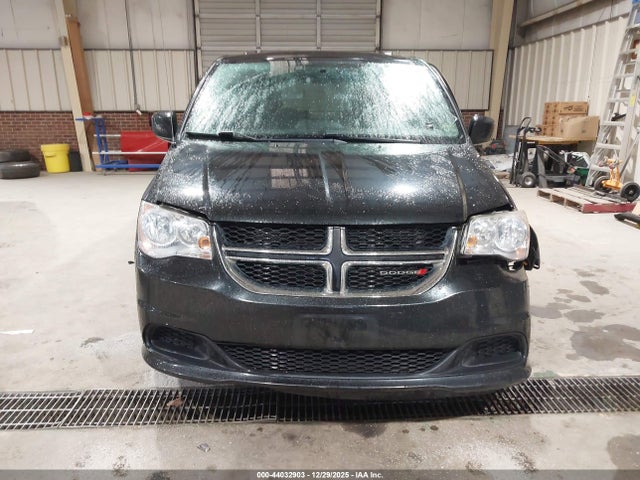 44032903 :رقم المزاد ، 2C4RDGCG3GR354818 vin ، 2016 Dodge Grand Caravan Sxt مزاد بيع