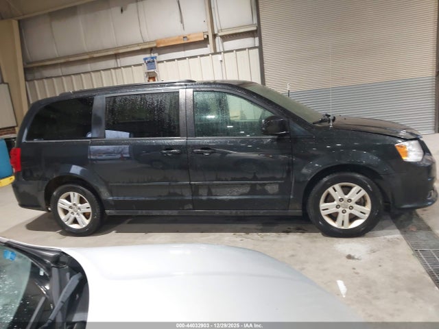 44032903 :رقم المزاد ، 2C4RDGCG3GR354818 vin ، 2016 Dodge Grand Caravan Sxt مزاد بيع