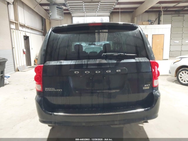 44032903 :رقم المزاد ، 2C4RDGCG3GR354818 vin ، 2016 Dodge Grand Caravan Sxt مزاد بيع