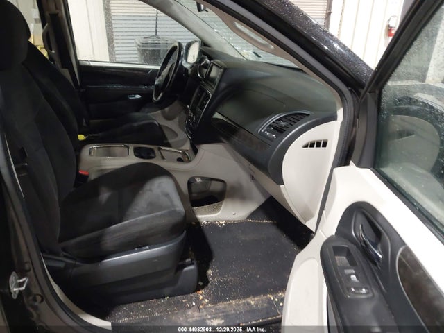 44032903 :رقم المزاد ، 2C4RDGCG3GR354818 vin ، 2016 Dodge Grand Caravan Sxt مزاد بيع