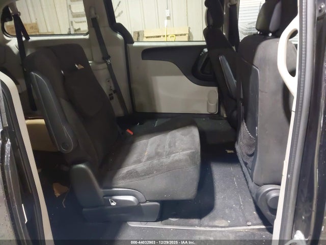 44032903 :رقم المزاد ، 2C4RDGCG3GR354818 vin ، 2016 Dodge Grand Caravan Sxt مزاد بيع