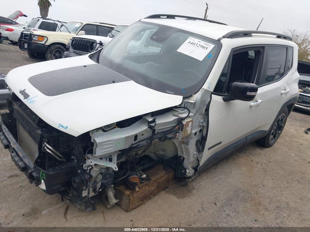 Jeep Renegade Upland 4x4 2023 ZACNJDB12PPP63719 Image 2