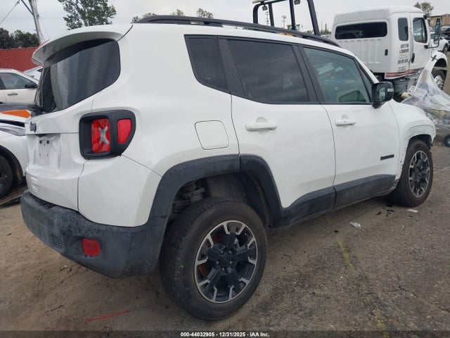 Jeep Renegade Upland 4x4 2023 ZACNJDB12PPP63719 Image 4