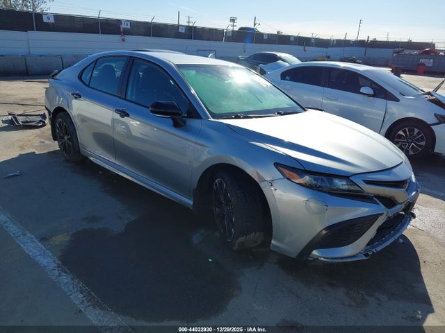 4T1G11AK0NU071423 Toyota Camry Se Nightshade Edition