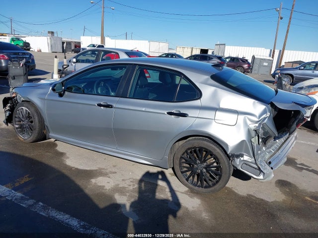4T1G11AK0NU071423 Toyota Camry Se Nightshade Edition