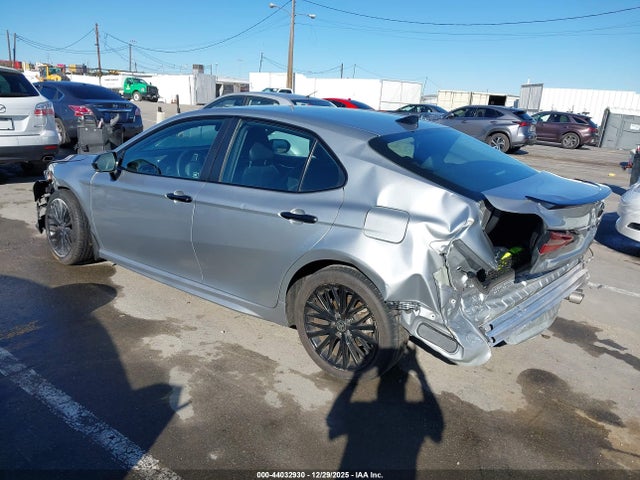 4T1G11AK0NU071423 Toyota Camry Se Nightshade Edition