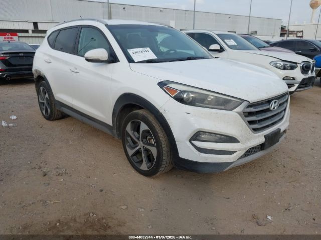 2017 HYUNDAI TUCSON KM8J33A25HU328396