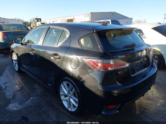 2016 LEXUS CT 200H JTHKD5BH6G2266424 Photo 2