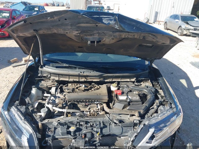 JN8AT2MTXLW015011 Nissan Rogue Sv Fwd