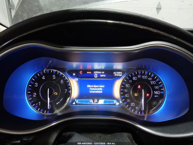 Chrysler 200 C 2015 1C3CCCCB6FN714380 Image 7