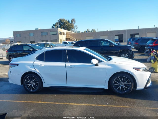 4T1S11AK7RU919443 Toyota CAMRY SE