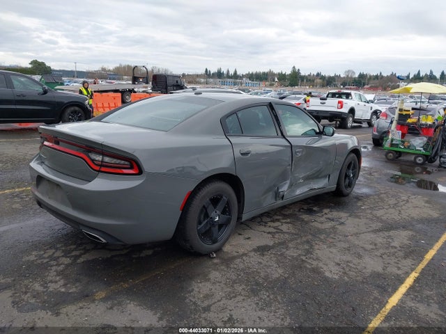 2C3CDXBG8HH504196 Dodge Charger Se Rwd