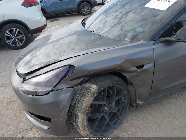 Продажа на аукционе авто 2019 Tesla Model 3 Long Range/performance, vin: 5YJ3E1EB9KF192313, номер лота: 44033100