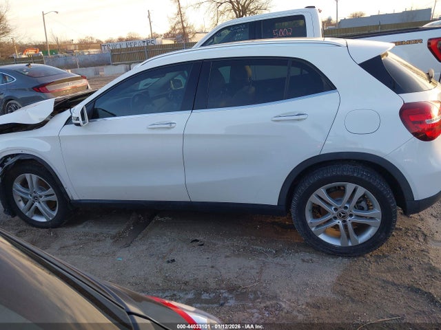 Aukcja sprzedaży 2019 Mercedes-benz Gla 250 4matic, vin: WDCTG4GB5KU016367, numer aukcji: 44033101