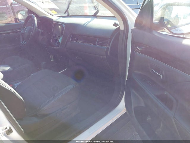 2019 MITSUBISHI OUTLANDER JA4AD3A37KZ007149 Photo 4