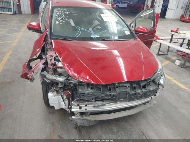 JTDKARFUXH3541832 Toyota Prius Three