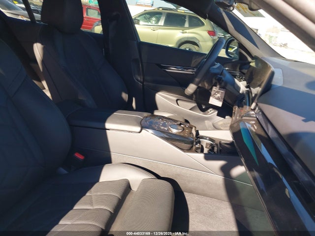 WBY33FK0XRCS43443 BMW I5 Edrive40