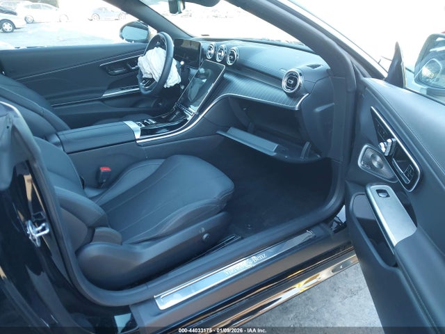 W1KMK4HB7SF069007 Mercedes-Benz Cle 300 4matic