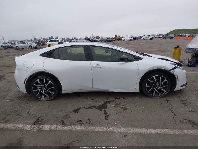 JTDACACU7P3004328 Toyota Prius Prime Xse