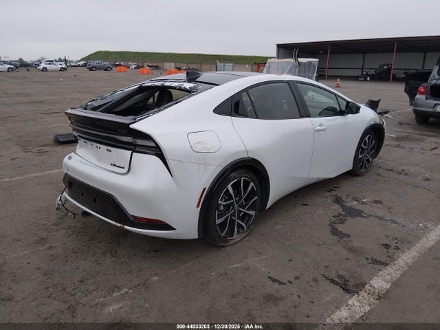 JTDACACU7P3004328 Toyota Prius Prime Xse