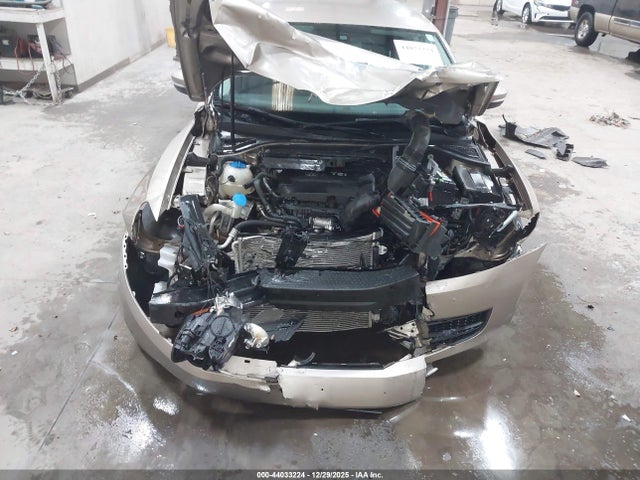 1VWAS7A36FC062653 Volkswagen Passat 1.8t S