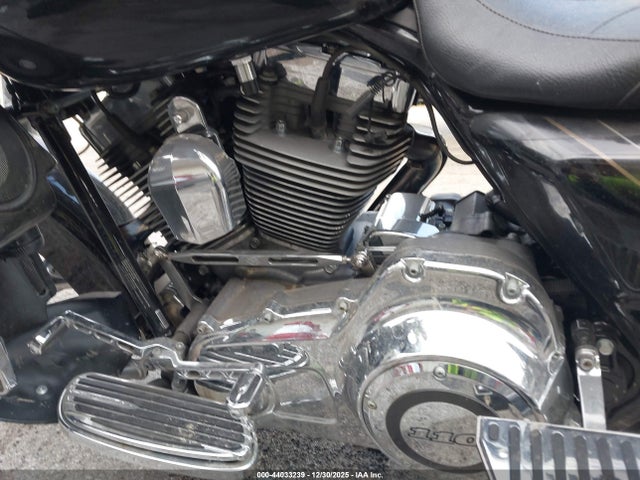 2012 HARLEY-DAVIDSON FLHXSE3 1HD1PZ835CB961607 Photo 8