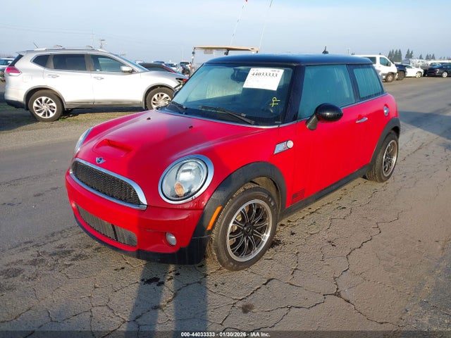 2007 MINI COOPER S WMWMF73567TT80631 Photo 1