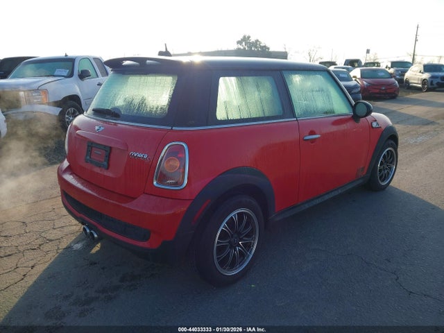 2007 MINI COOPER S WMWMF73567TT80631 Photo 3